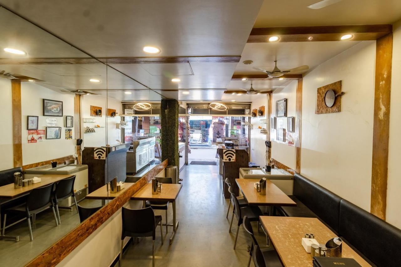 Hotel Vyankatesh & Pure Veg Restaurant Mahābaleshwar Eksteriør bilde