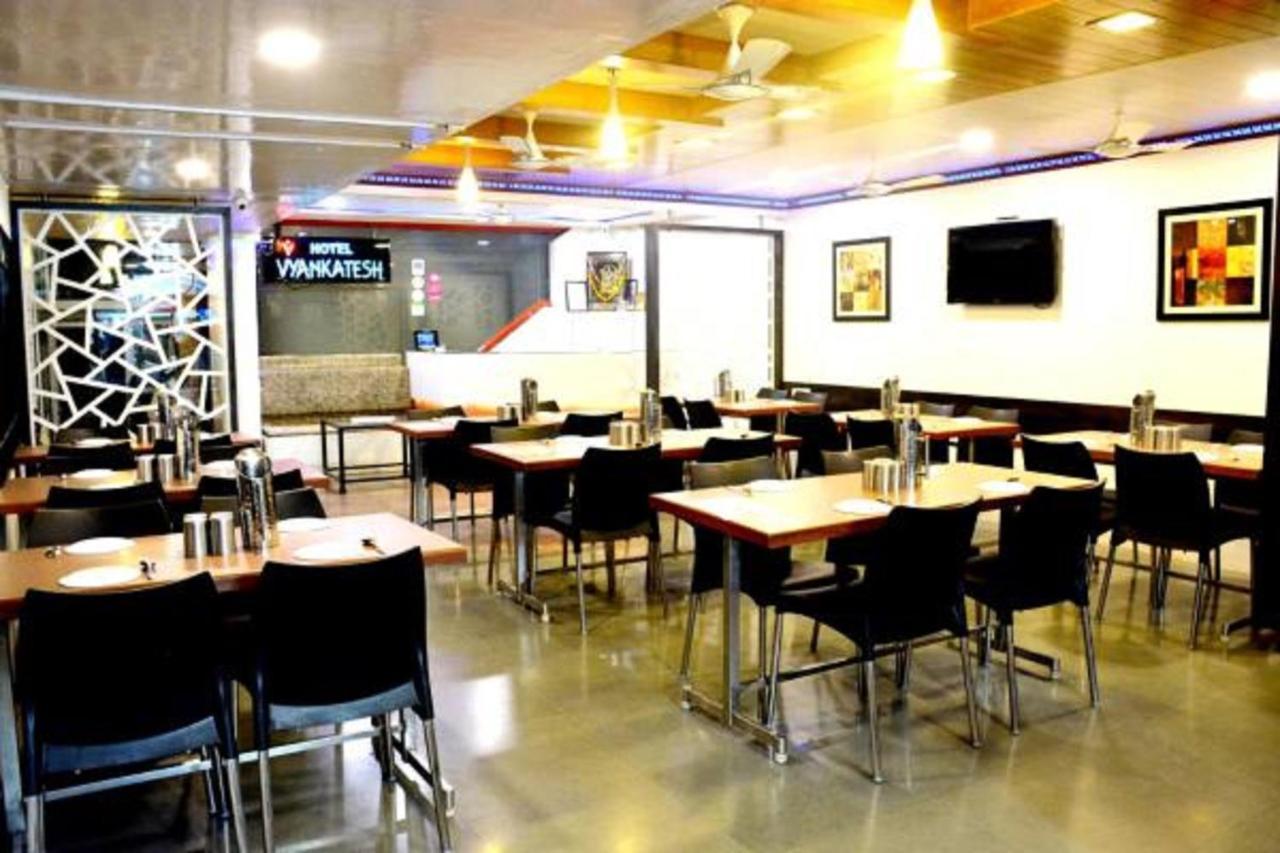 Hotel Vyankatesh & Pure Veg Restaurant Mahābaleshwar Eksteriør bilde