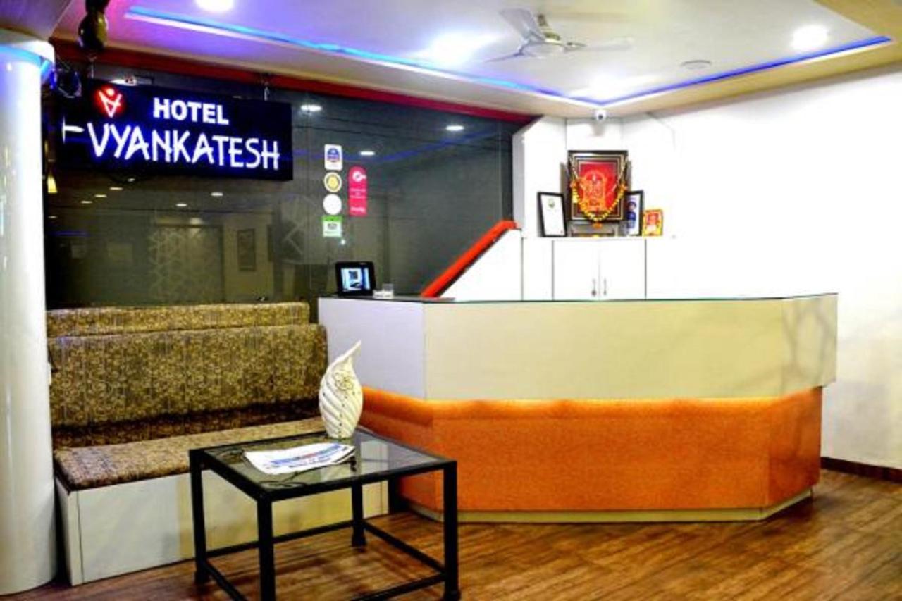 Hotel Vyankatesh & Pure Veg Restaurant Mahābaleshwar Eksteriør bilde