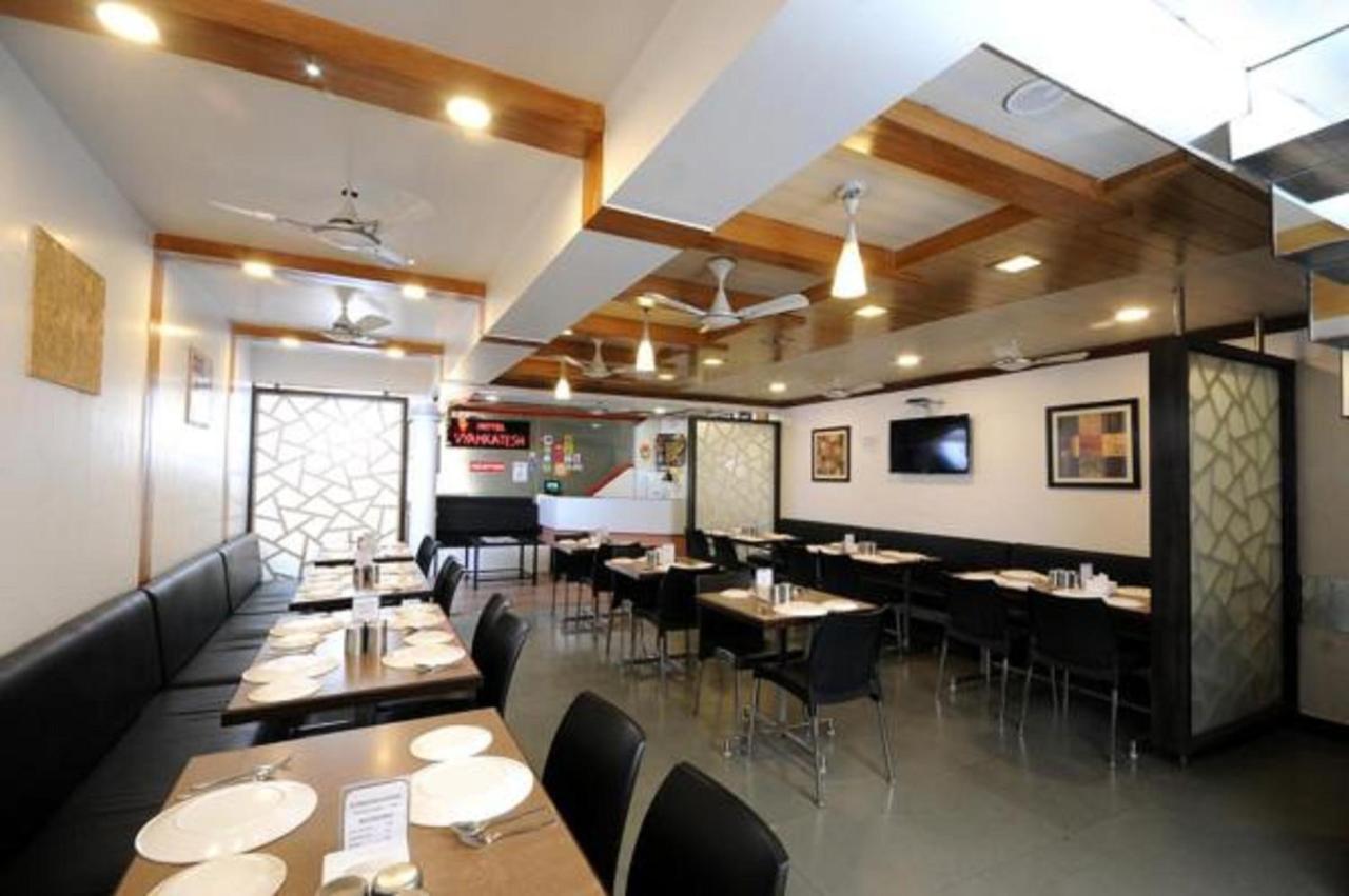 Hotel Vyankatesh & Pure Veg Restaurant Mahābaleshwar Eksteriør bilde